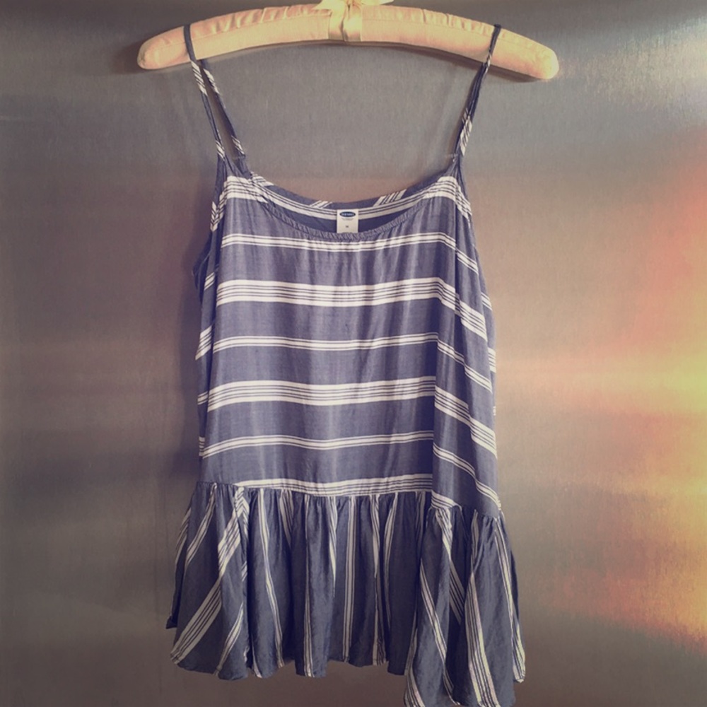 Boxy cut swing top